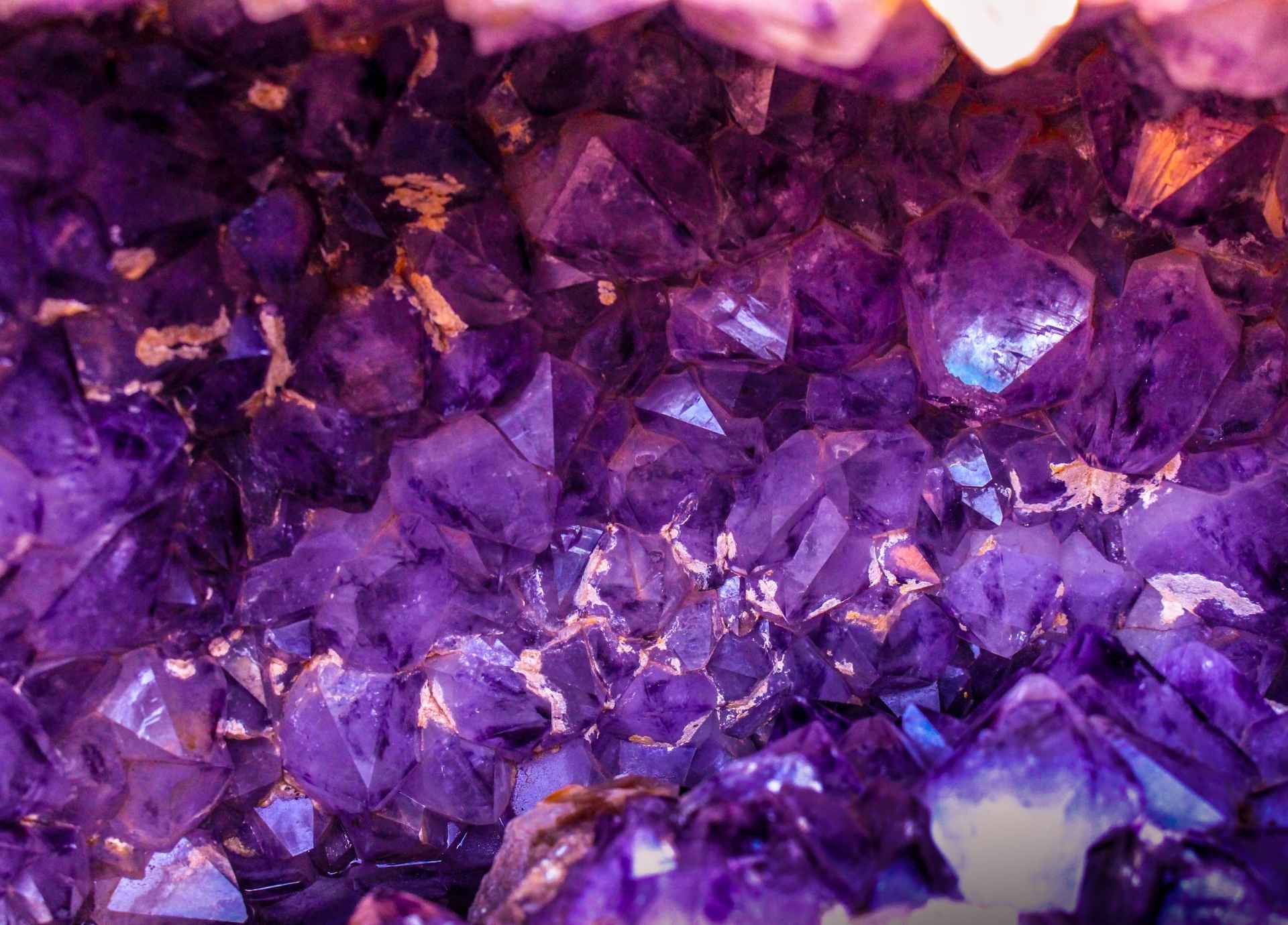 The Archangels Master Guide: Names, Meanings, Colours, Crystals, and How to Connect
