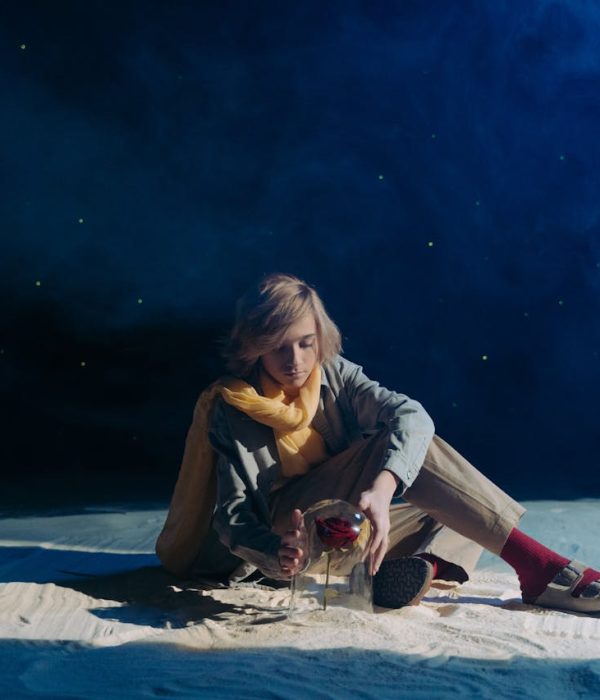 From Symbols to Stories: Turning Dream Fragments into Meaning