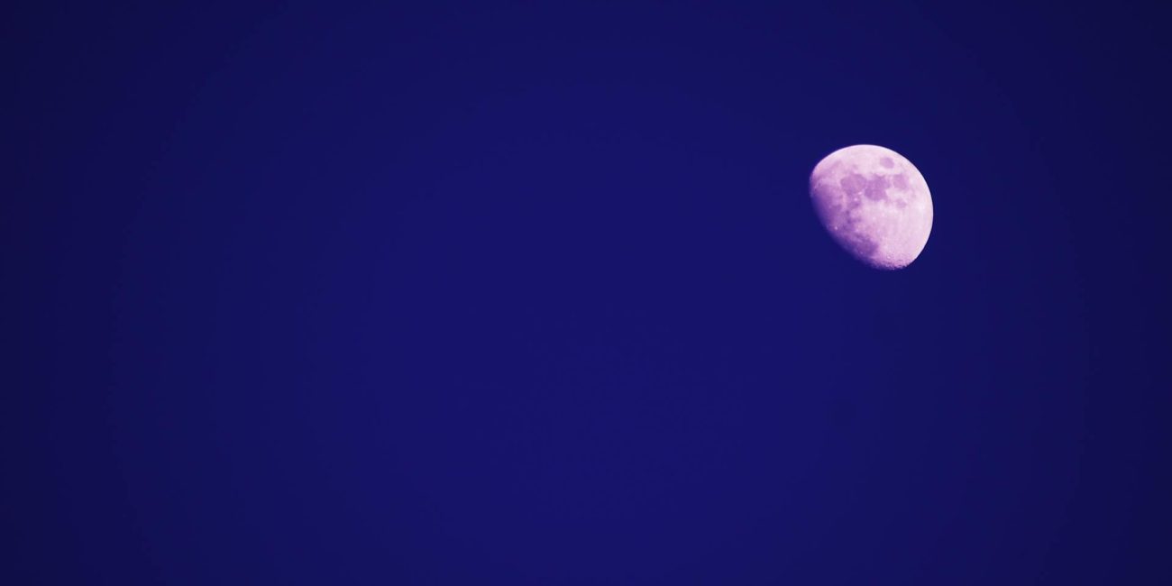 Waxing Gibbous Moon Ritual: Refine, Align, and Keep Going