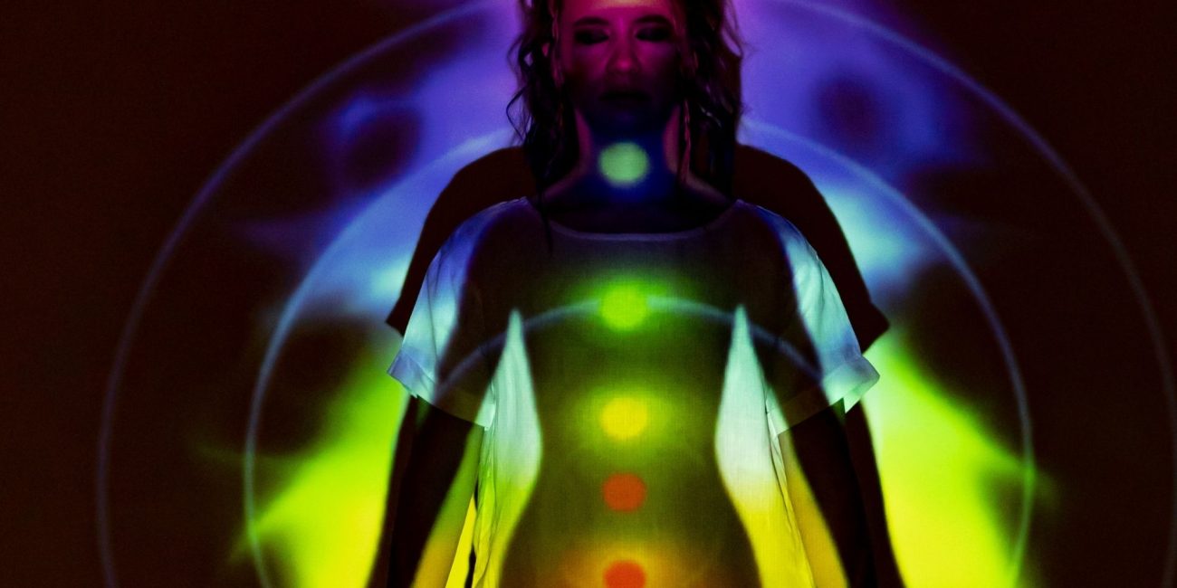 Aura & Chakras: How Energy Fields and Energy Centers Work Together