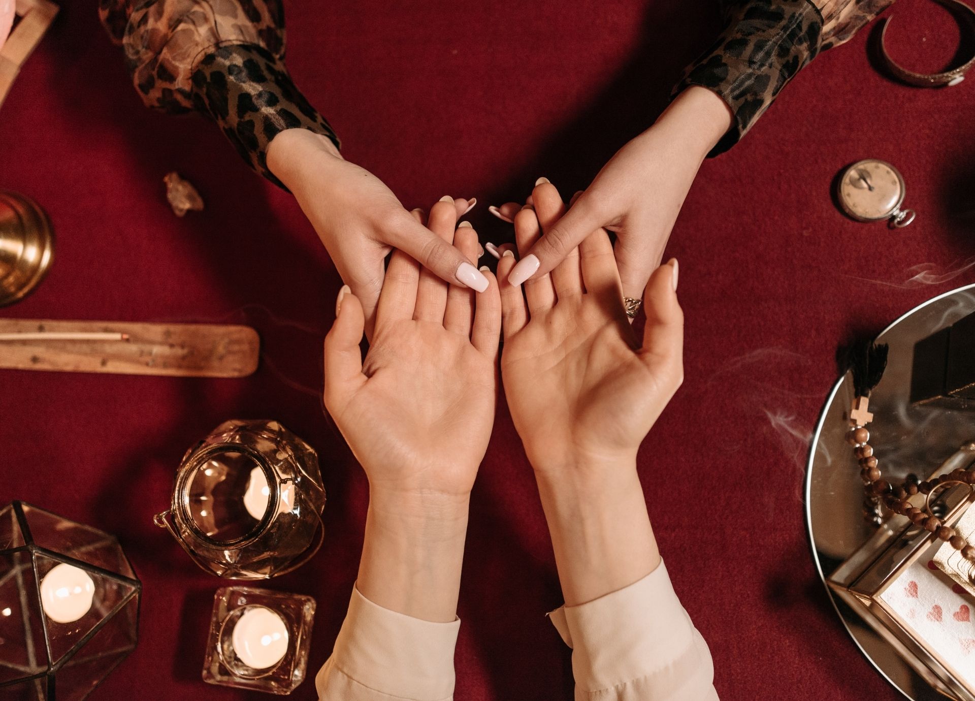 Hand Shapes and Finger Length in Palmistry: What They Reveal About Personality