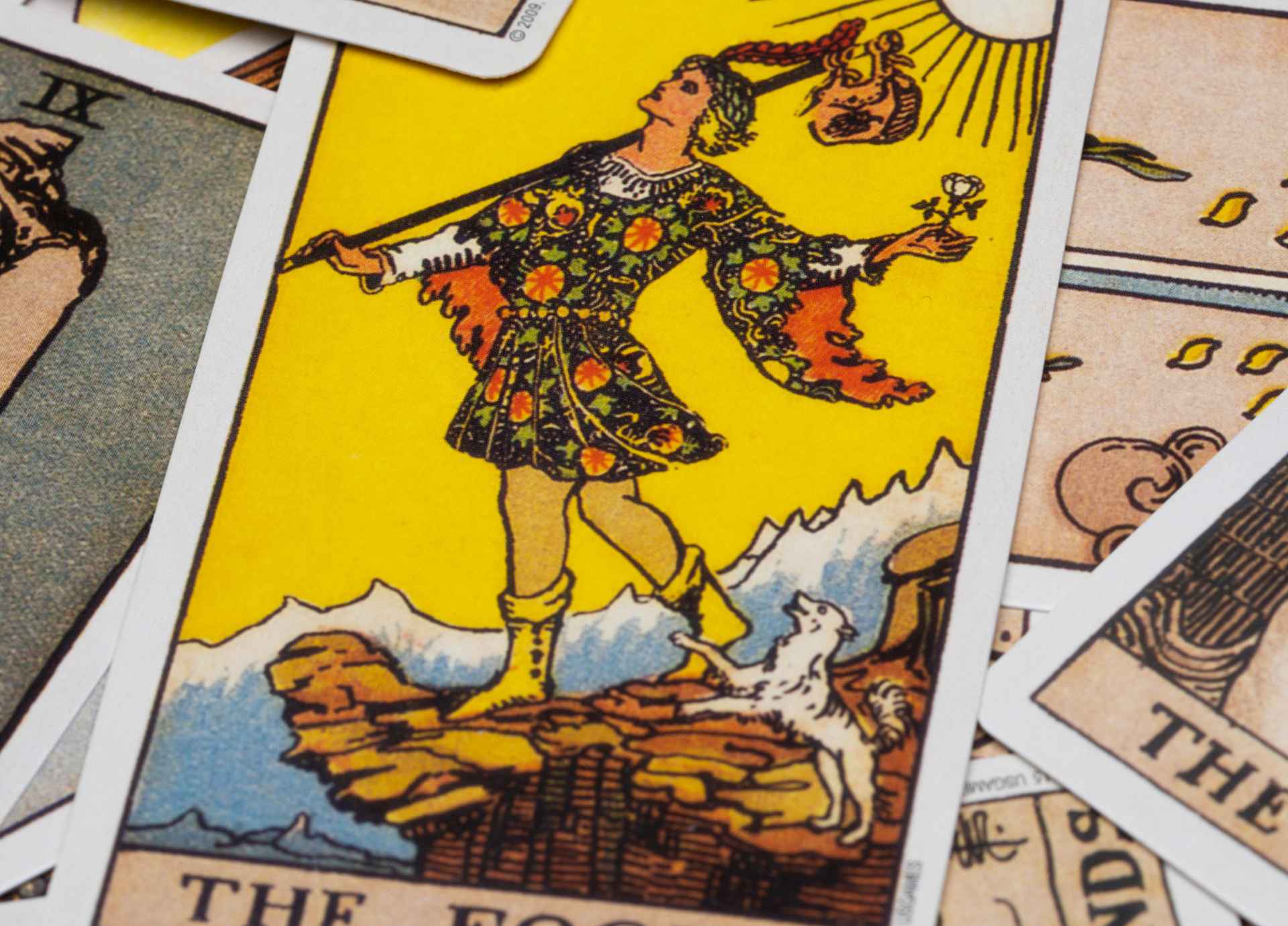 A Modern Witch’s Guide to the Major Arcana