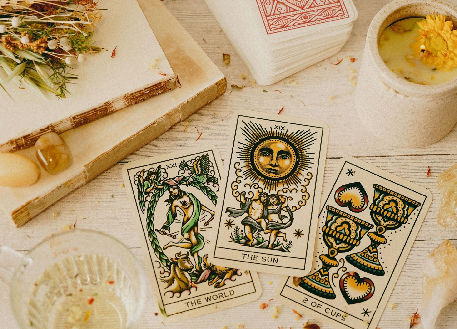 Psychic Tools of the Witch: Tarot, Runes, Crystals & Beyond