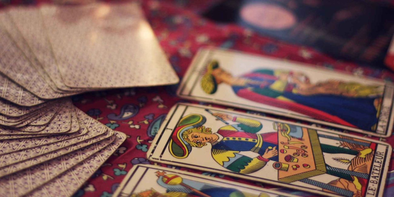 Tarot Court Cards Decoded: Roles, Archetypes, and Real-Life Application