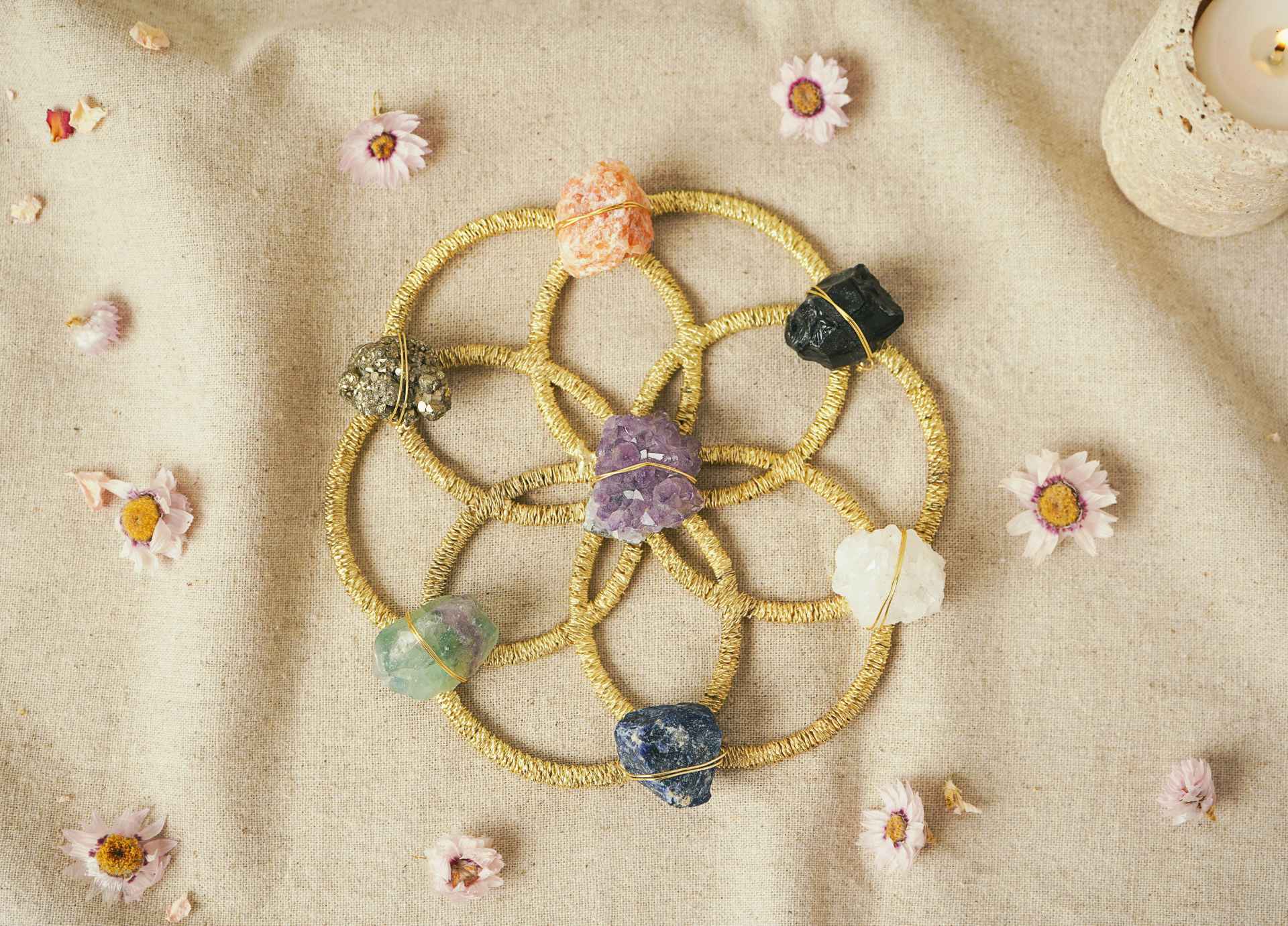 Crystal Grids: How to Harness Sacred Geometry and Stone Power