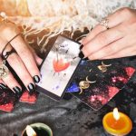 Ultimate Guide to Tarot Spreads for Decision Making and Life Crossroads