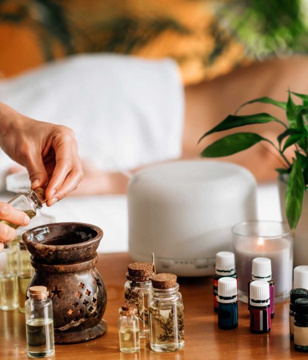 Aromatherapy for Emotional Clarity