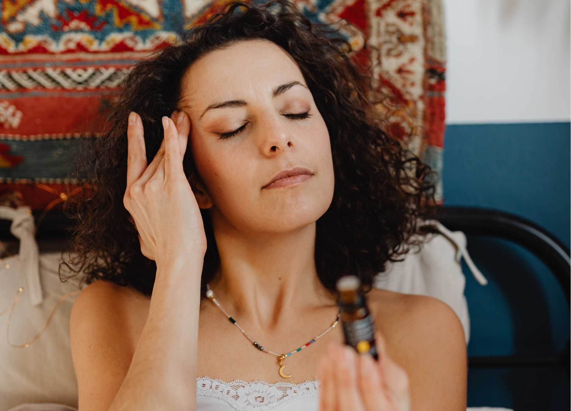 Essential Oils for Overthinking & Mental Clarity